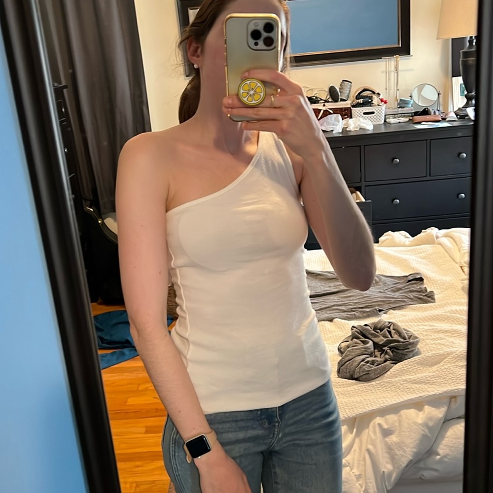 A new day one shoulder white tank top XS